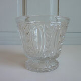 Sugar-glass chiseled glass