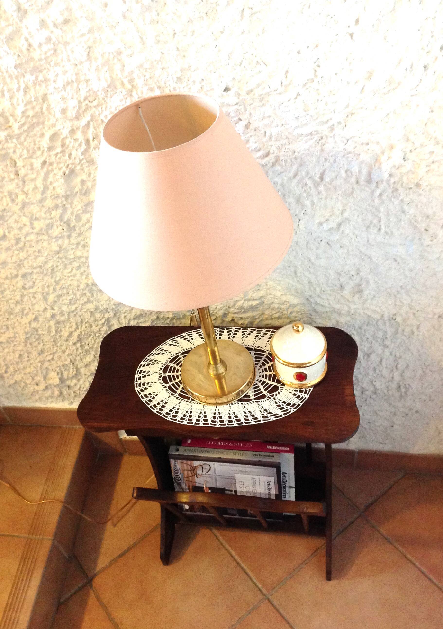 Magazine holder in varnished wood / vintage 60s