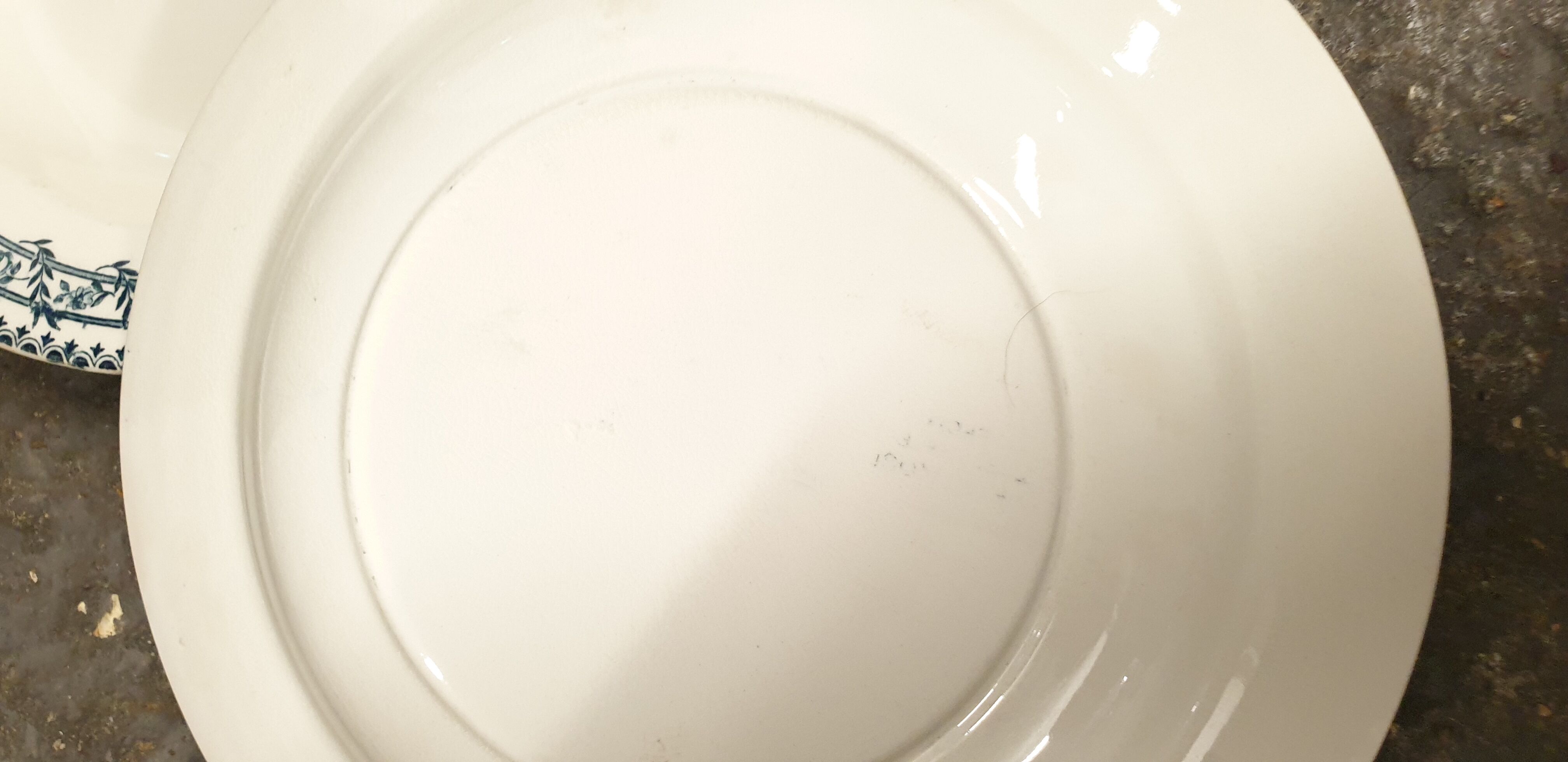 Hollow plates iron earth early twentieth century