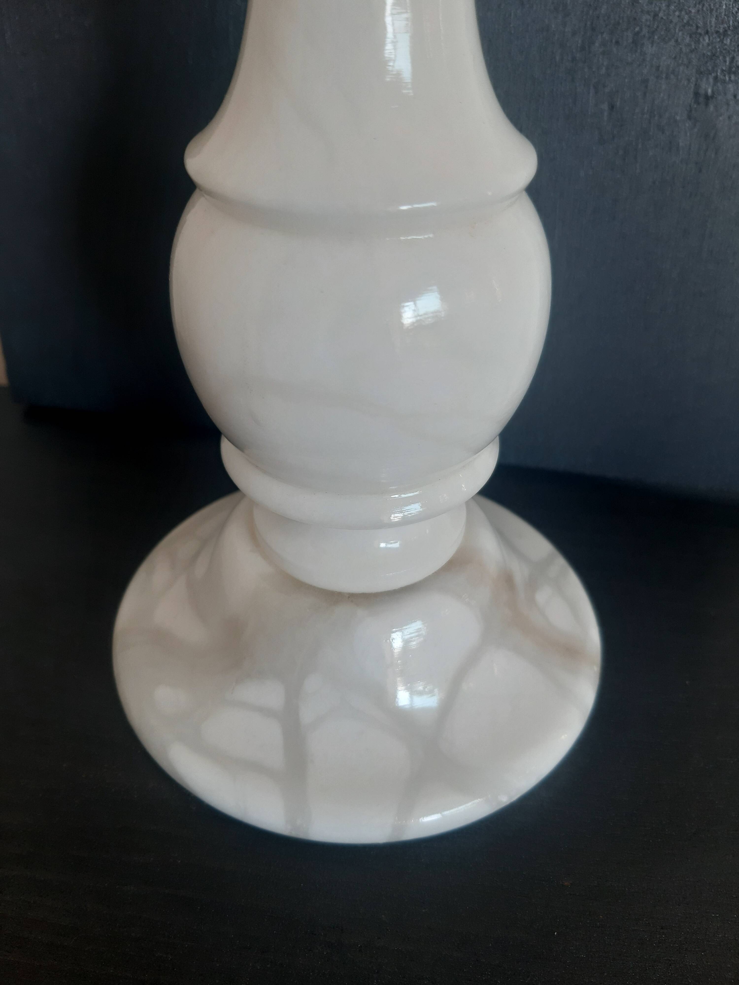 Alabaster lamp foot