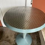 Miss Balu Stark Table