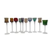 Lot de 10 verres à liqueurs formes et couleurs variées