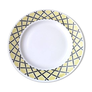 Round, semi-hollow dish, Badonviller earthenware