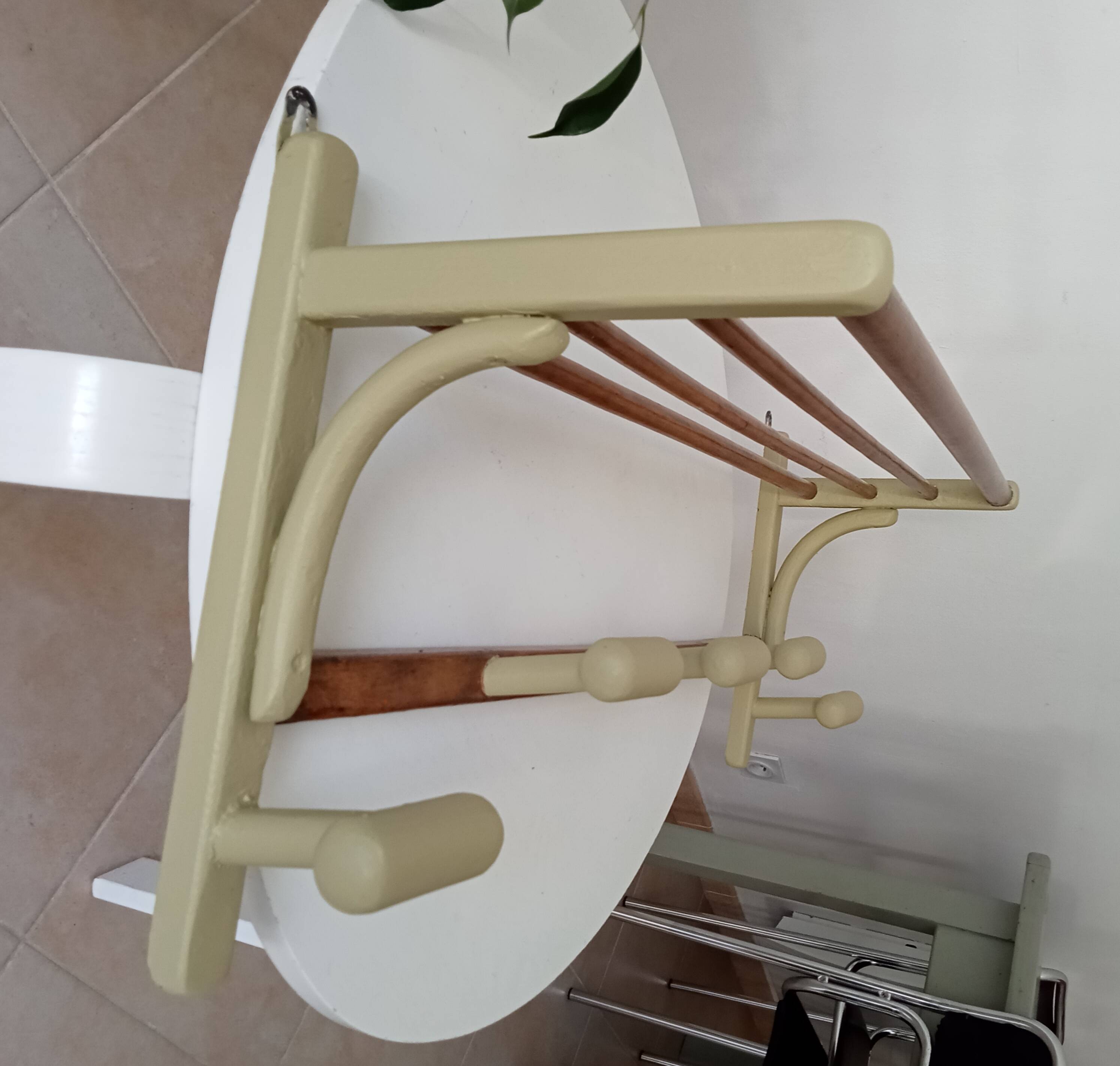 Vintage 60s wall coat rack