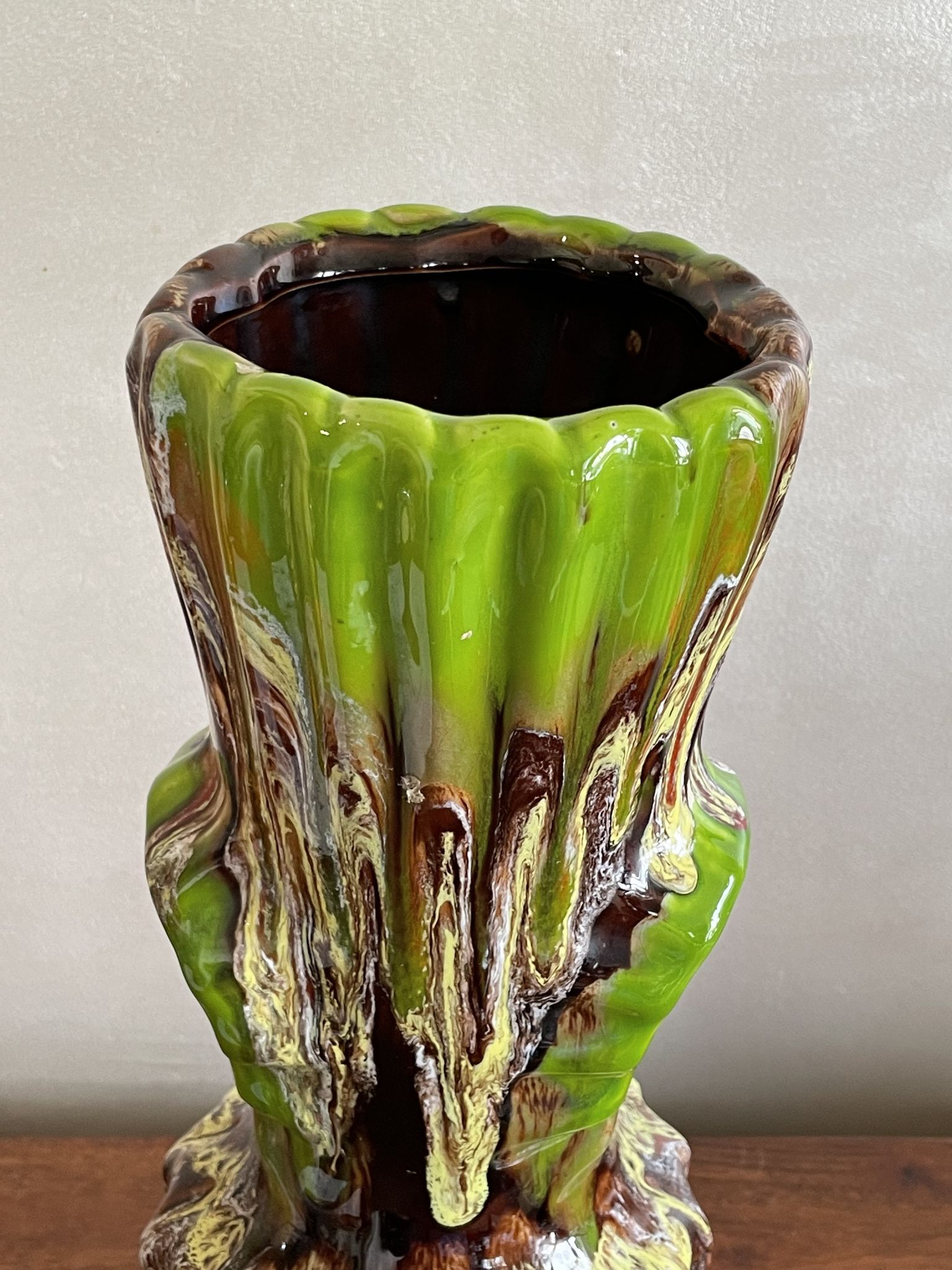 Vase pistache