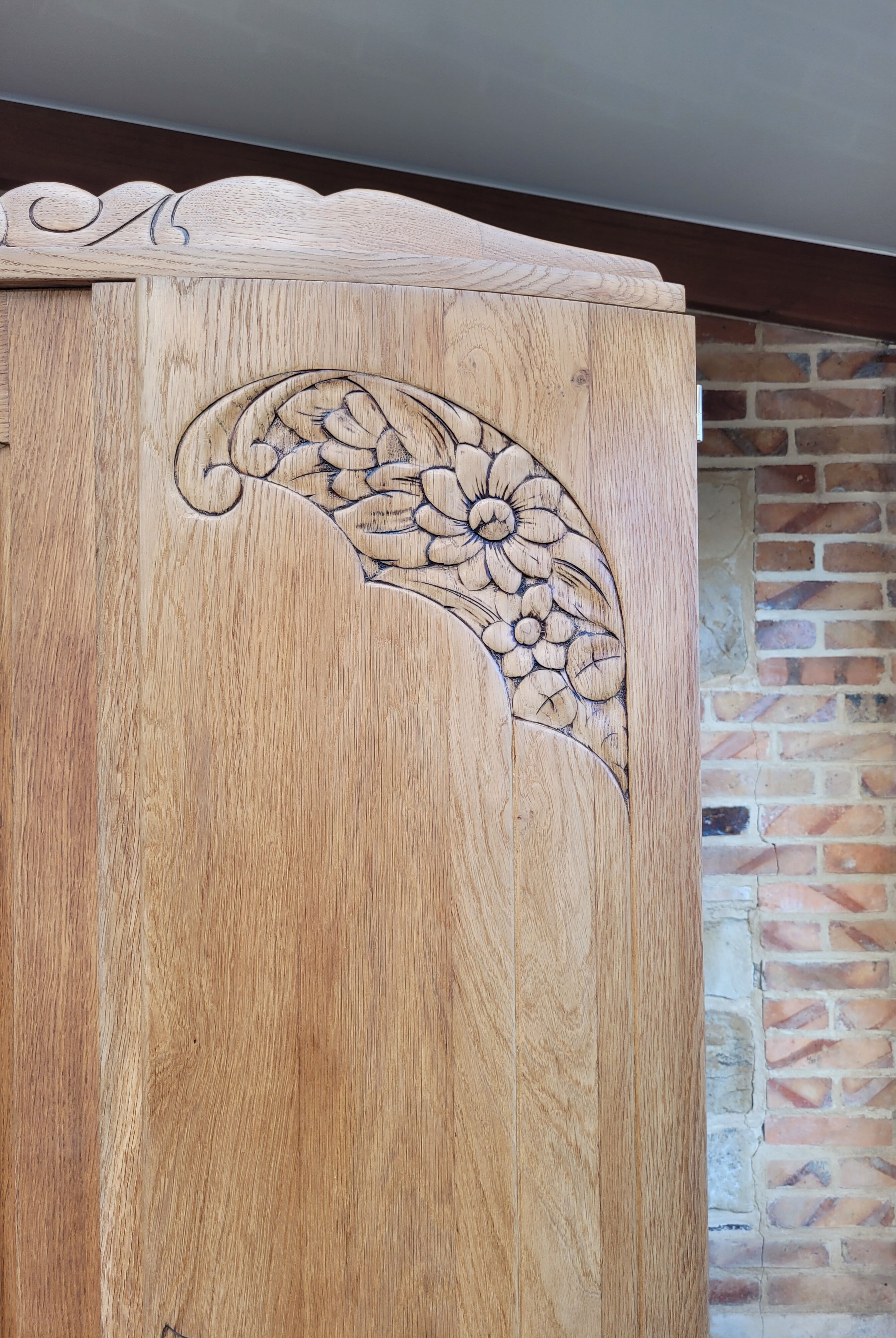 Art deco wardrobe