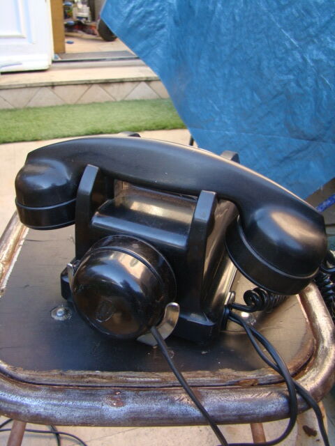 Vintage Baketite black phone 50s/60s
