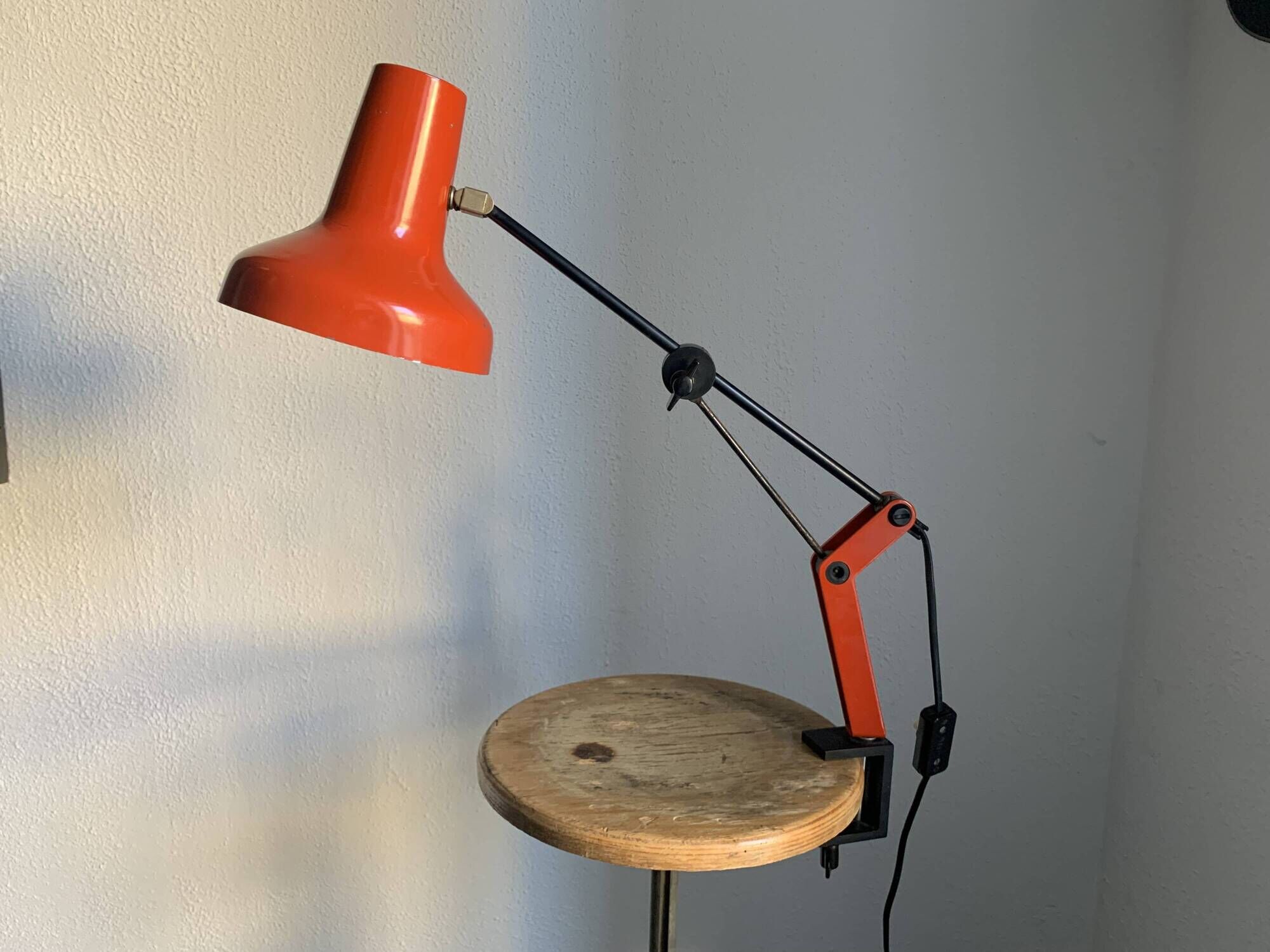 Vintage 1970s architect's desk lamp RDA (DDR - GDR) red - 50 cm