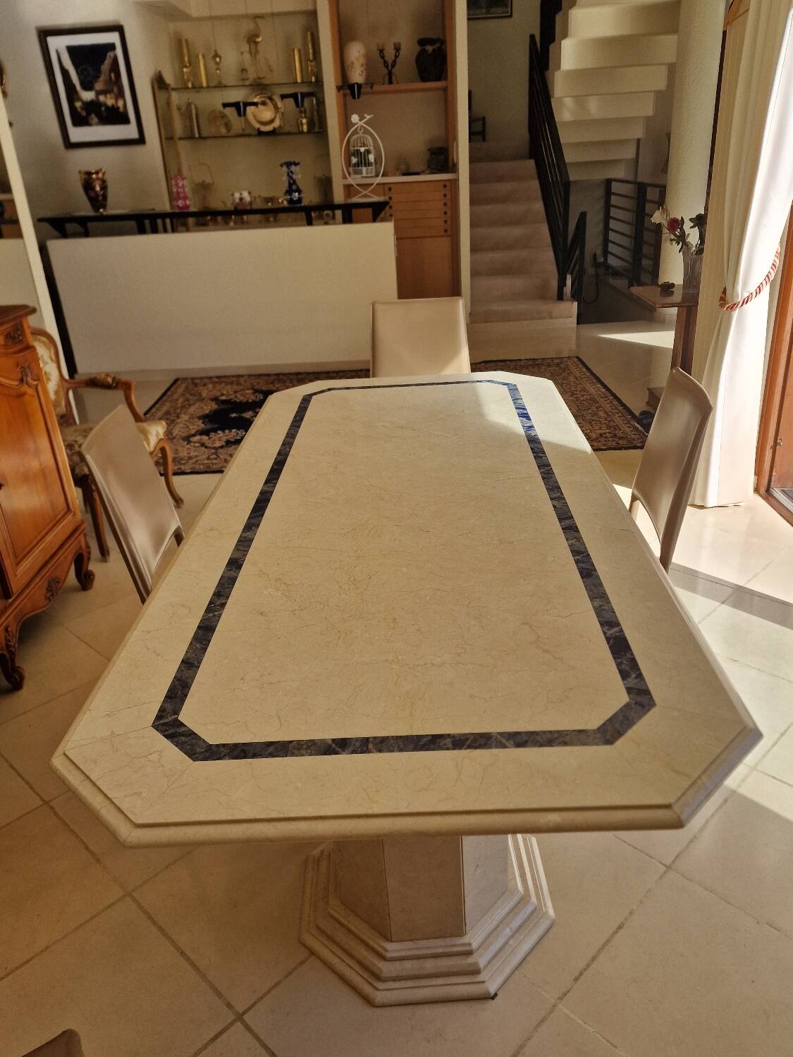 Marble dining table for 6 people.