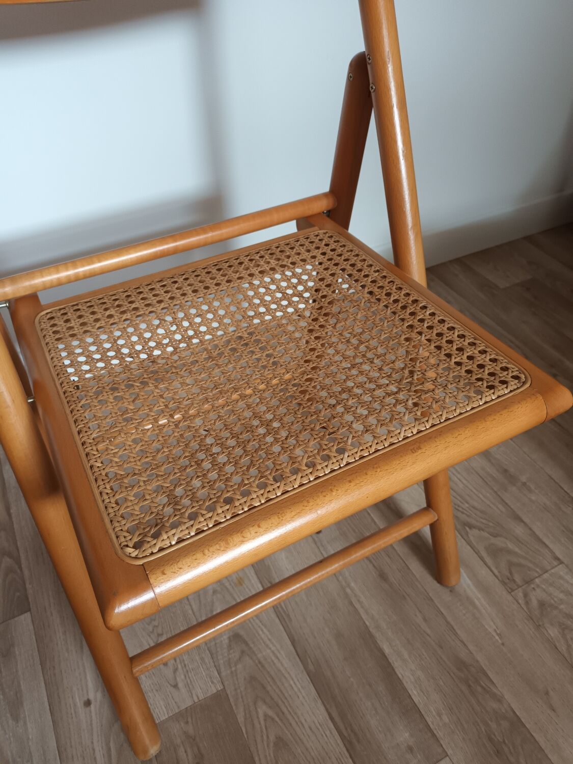 Folding chair