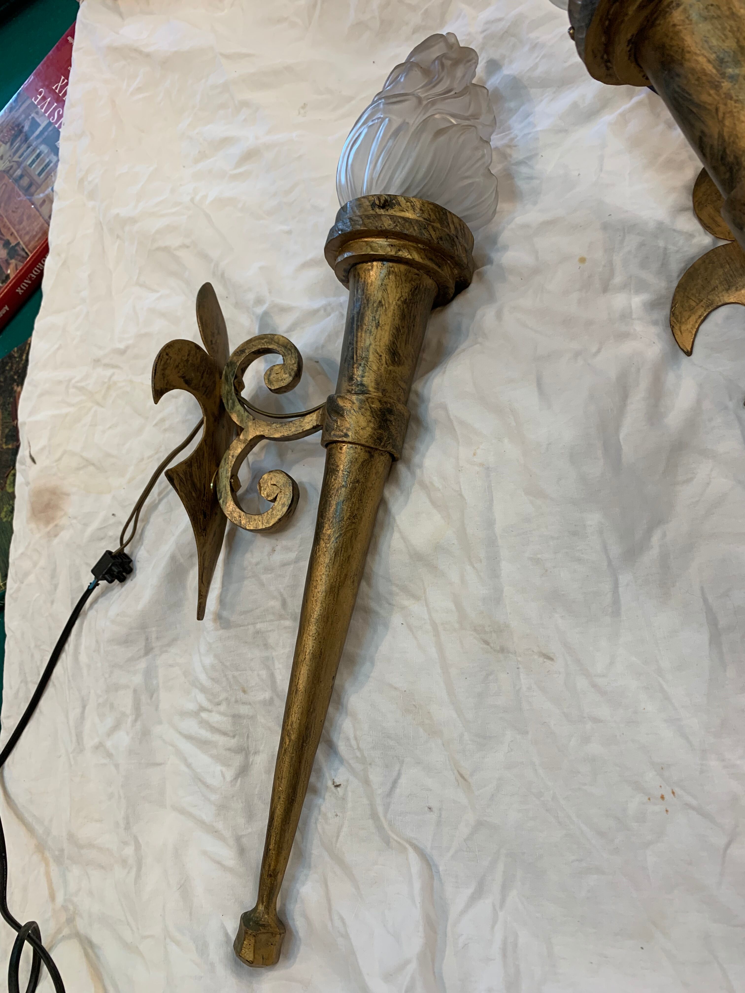 Pair of wall light iron torch appliques from castle decoration lys flower