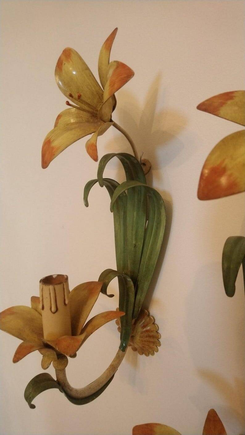 Floral single-arm wall lights, wall sconces, toleware, French vintage enamel.