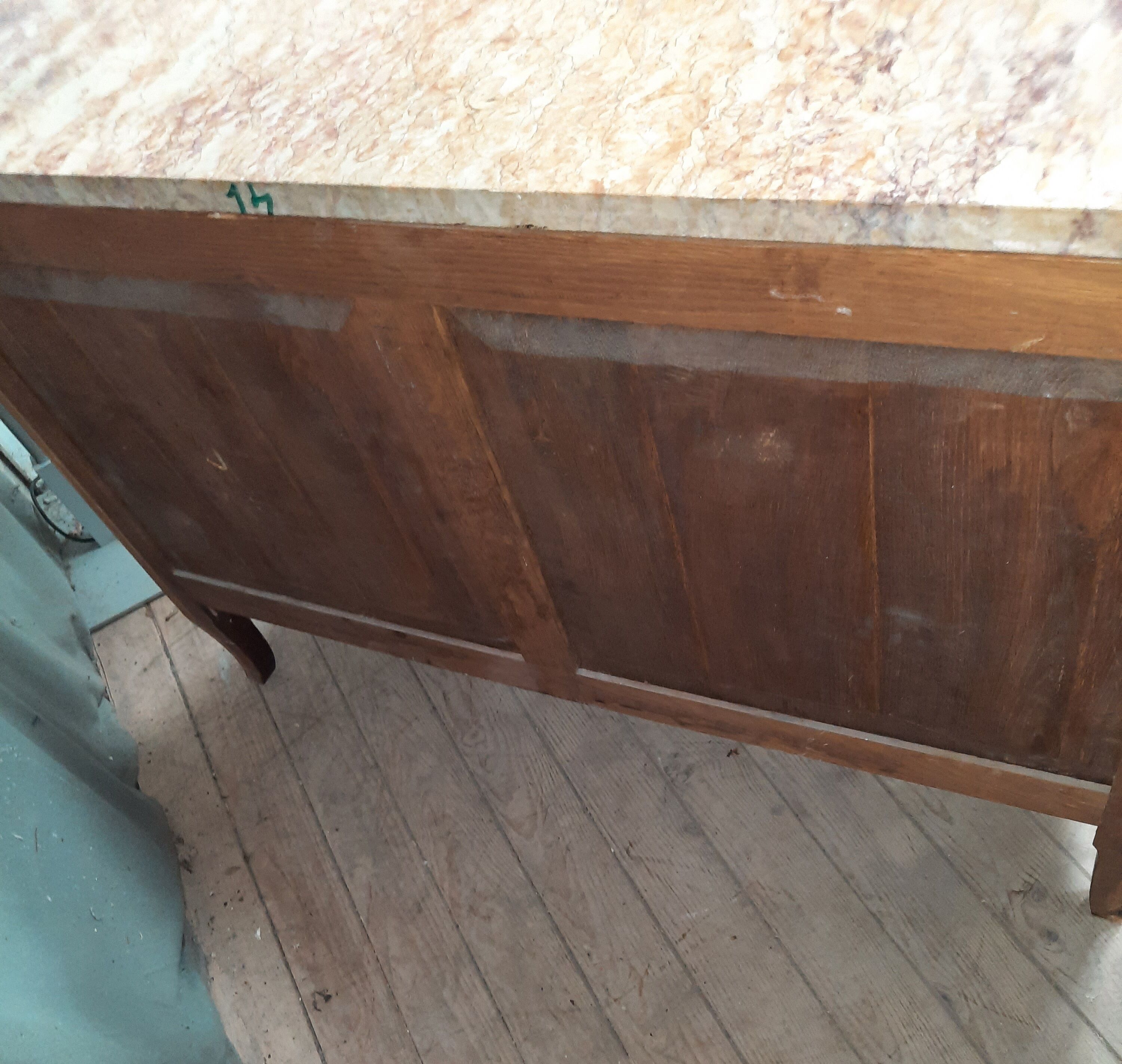 Louis XV style chest of drawers in veneer