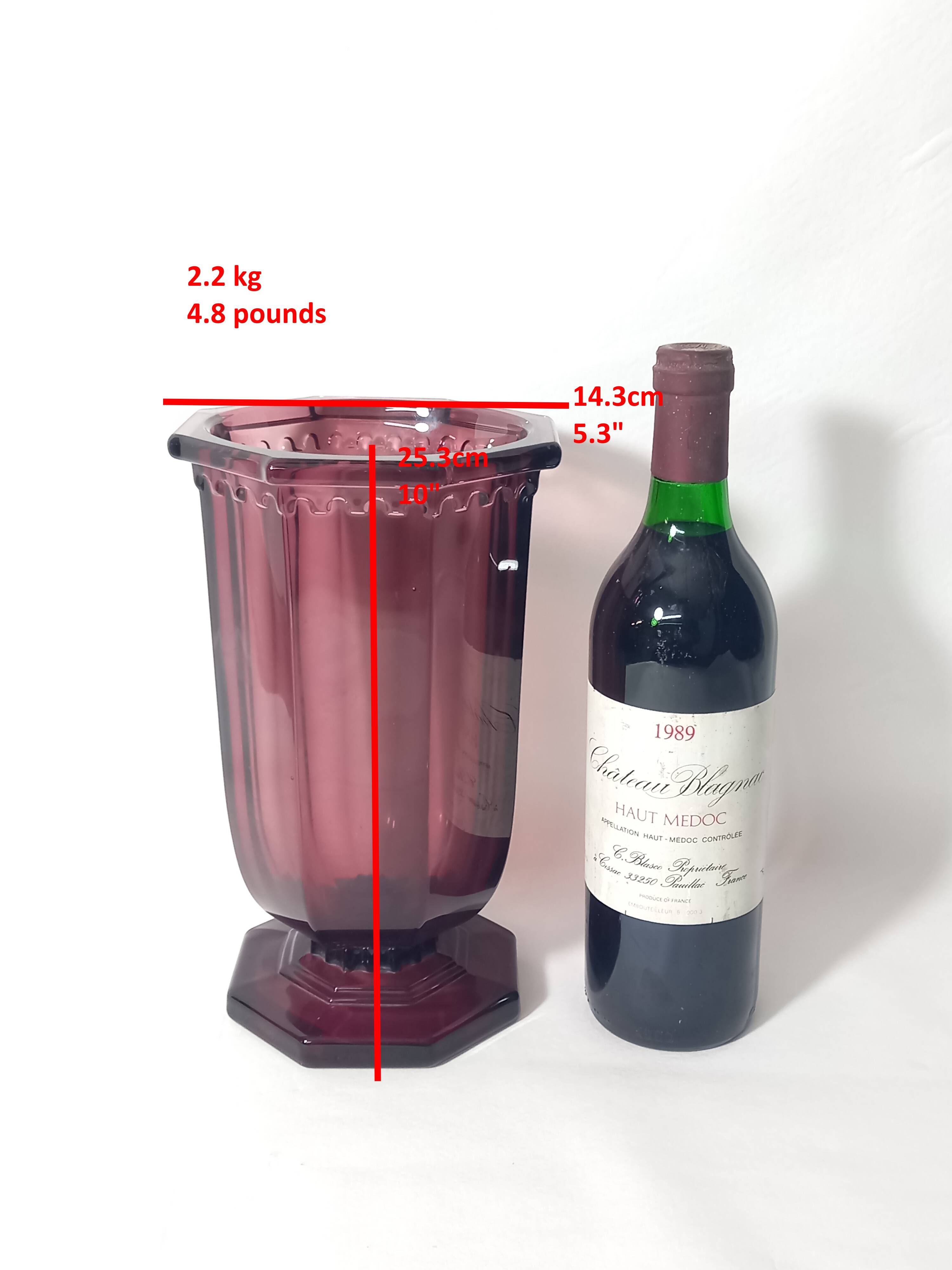 Large art deco vase in amethyst glass from luxval - val saint lambert