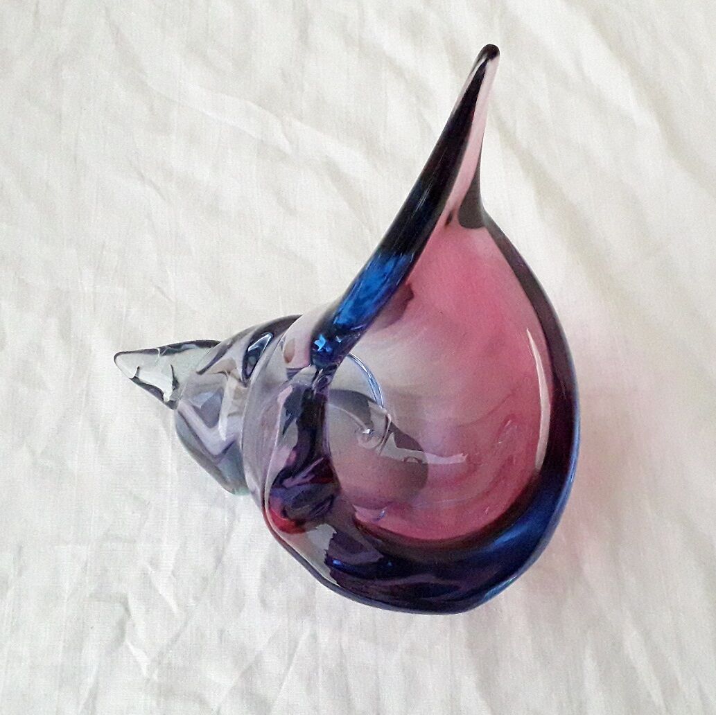 Ashtray shell glass
