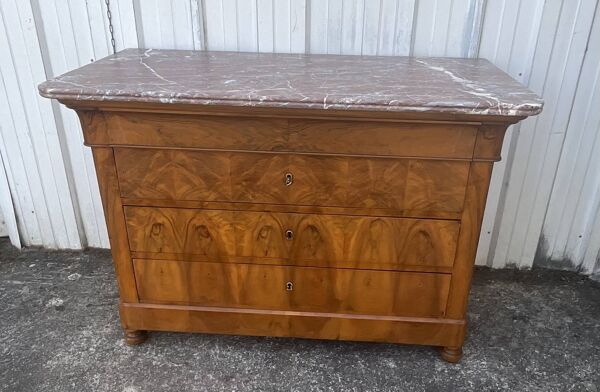 Commode Louis-Philippe en ronce de noyer avec marbre rosé – XIXe siècle
