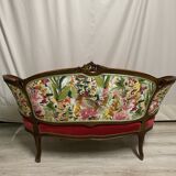 Paire de fauteuils en bois sculpté, XXème s.
