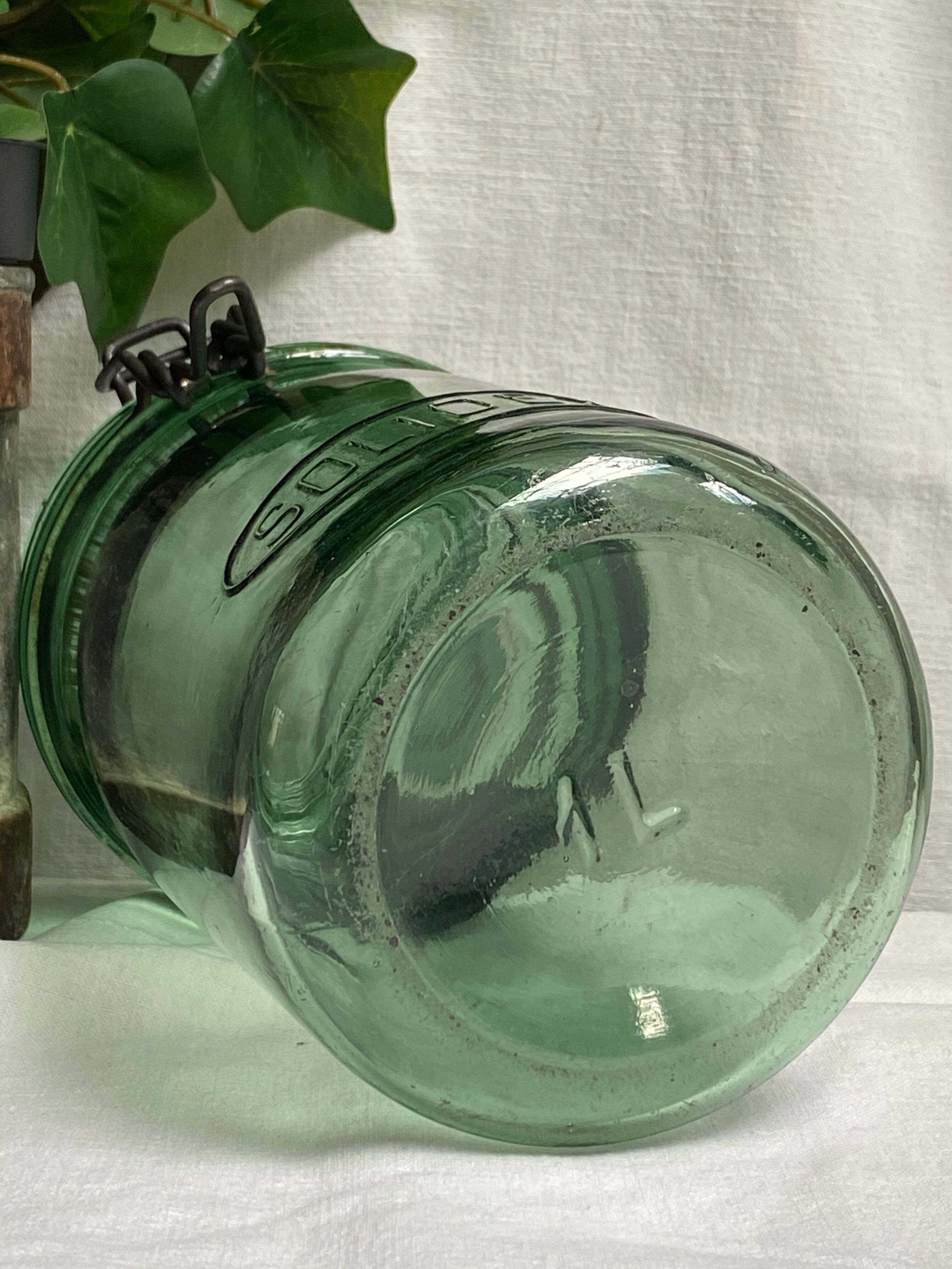 Solidx old glass jar