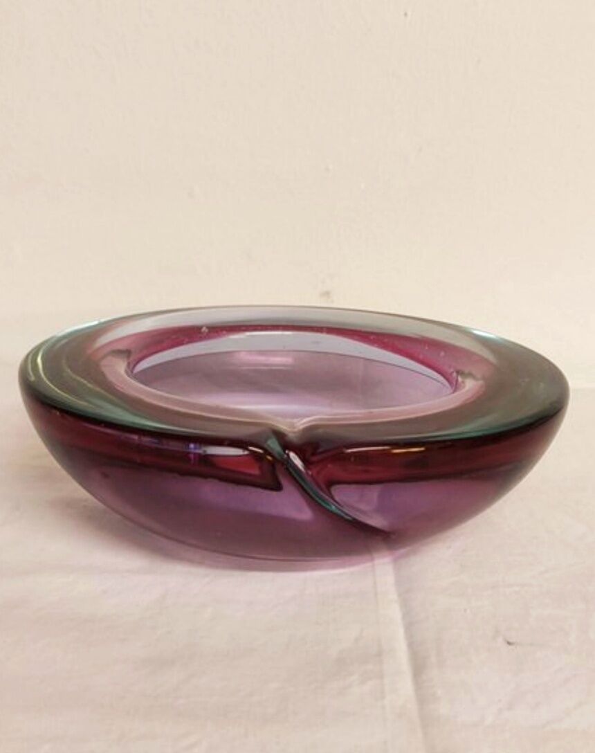 Cendrier en verre de Murano. Italie, années 1970.