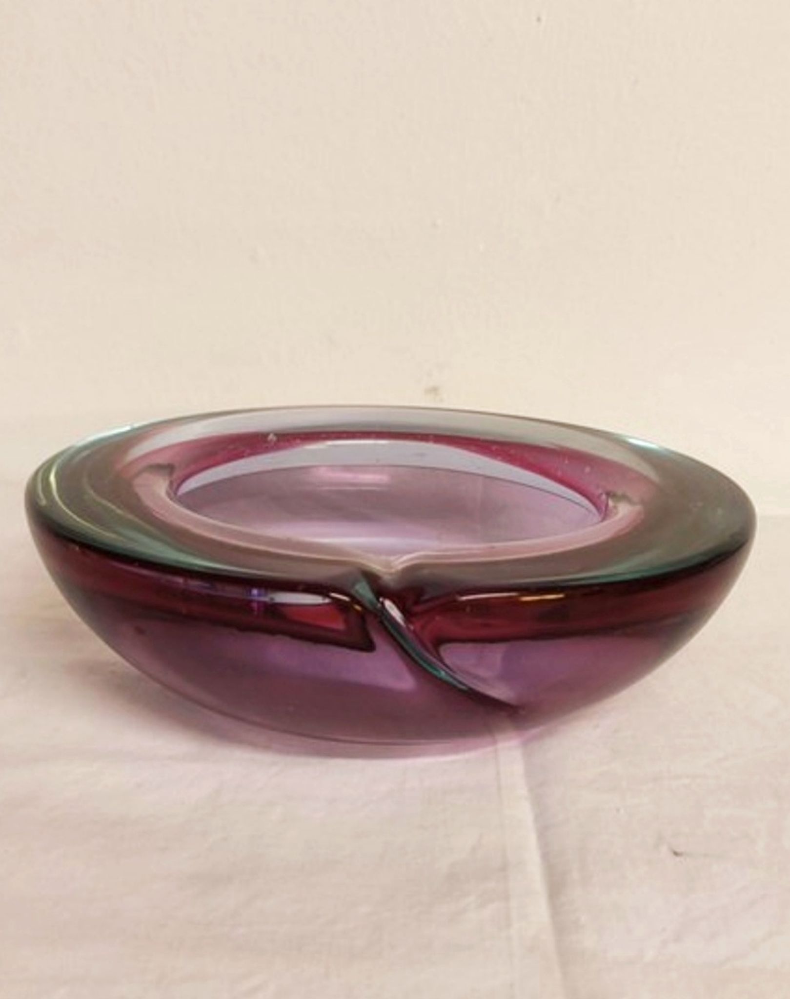 Murano glass ashtray. Italy, 1970s.