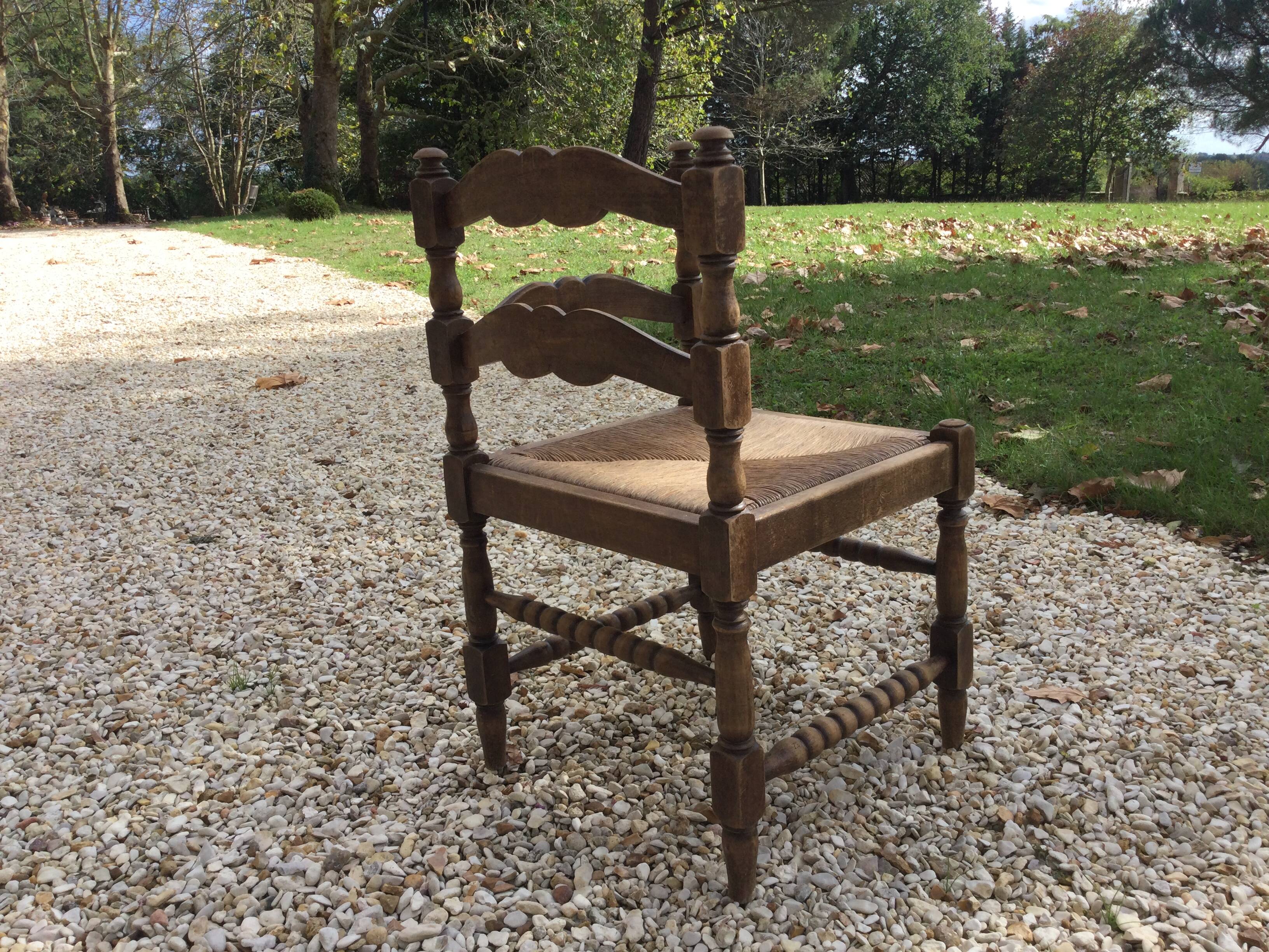 Corner armchair