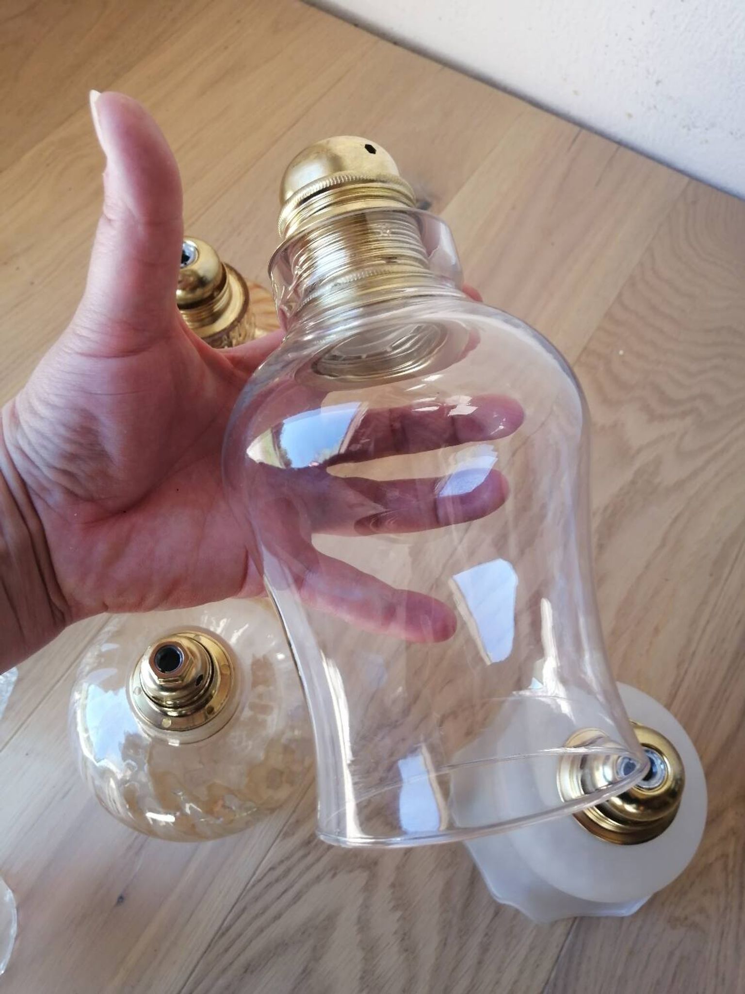 Lot de 7 suspensions globes vintage en verre