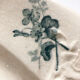 Plat oval terre de fer oiseau et papillon