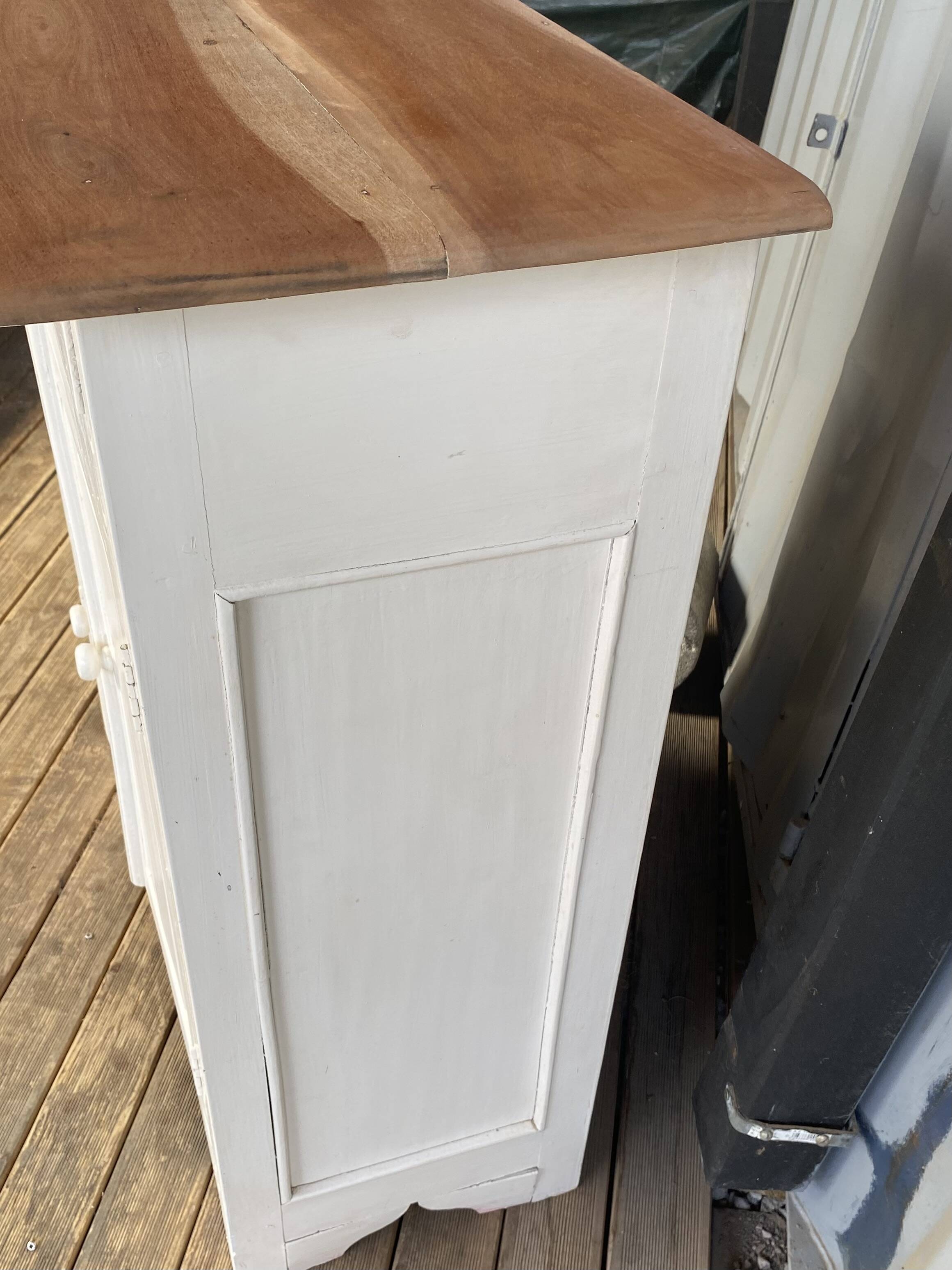 Little Parisian buffet