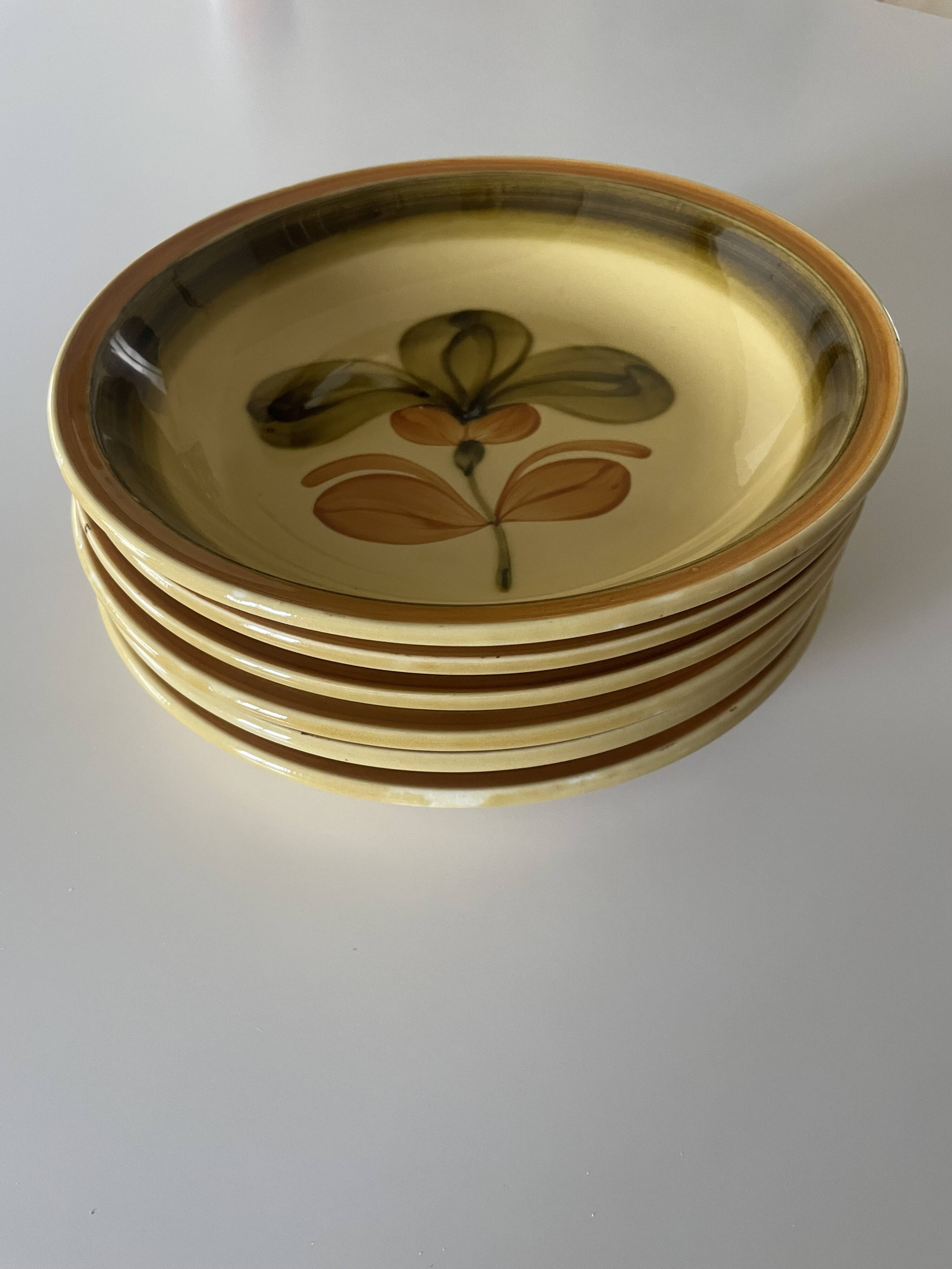6 assiettes creuses en faïence de Gien France