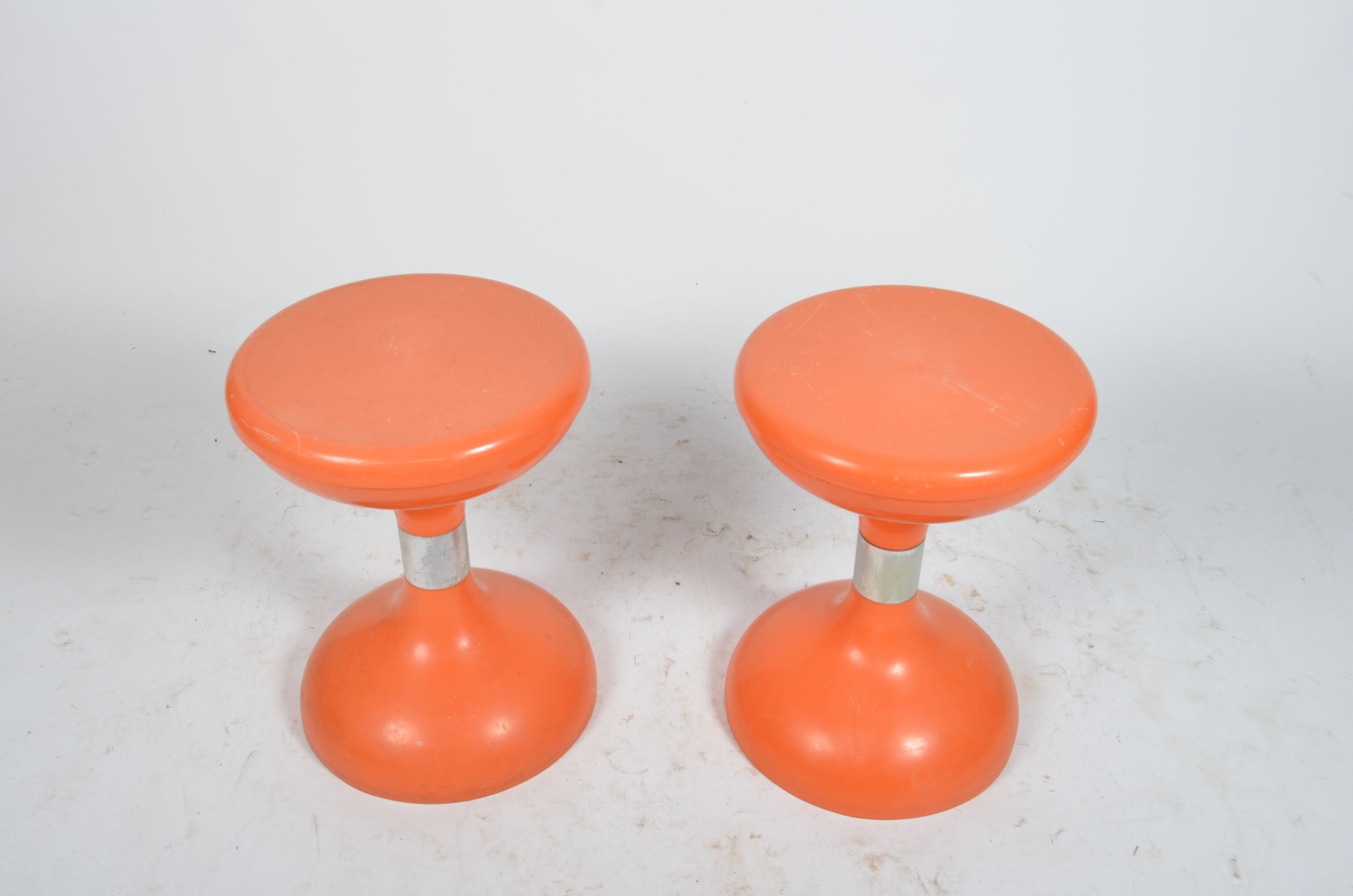 Orange diabolo stool