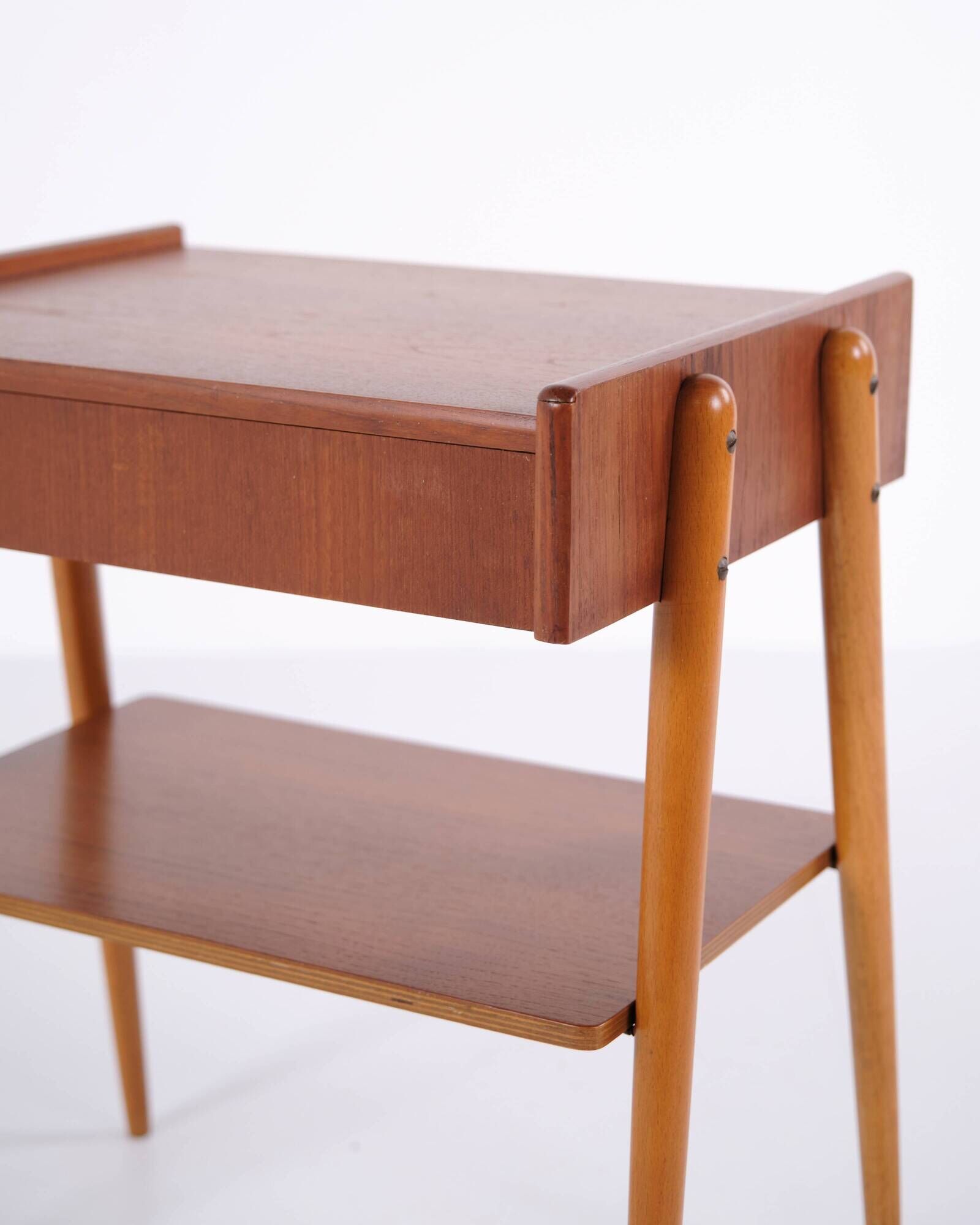 Side/bedside table - Teak - AB Carlström & Co furniture factory - Sweden - 1950s