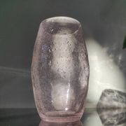Vase artisanal en verre bullé rose/transparent