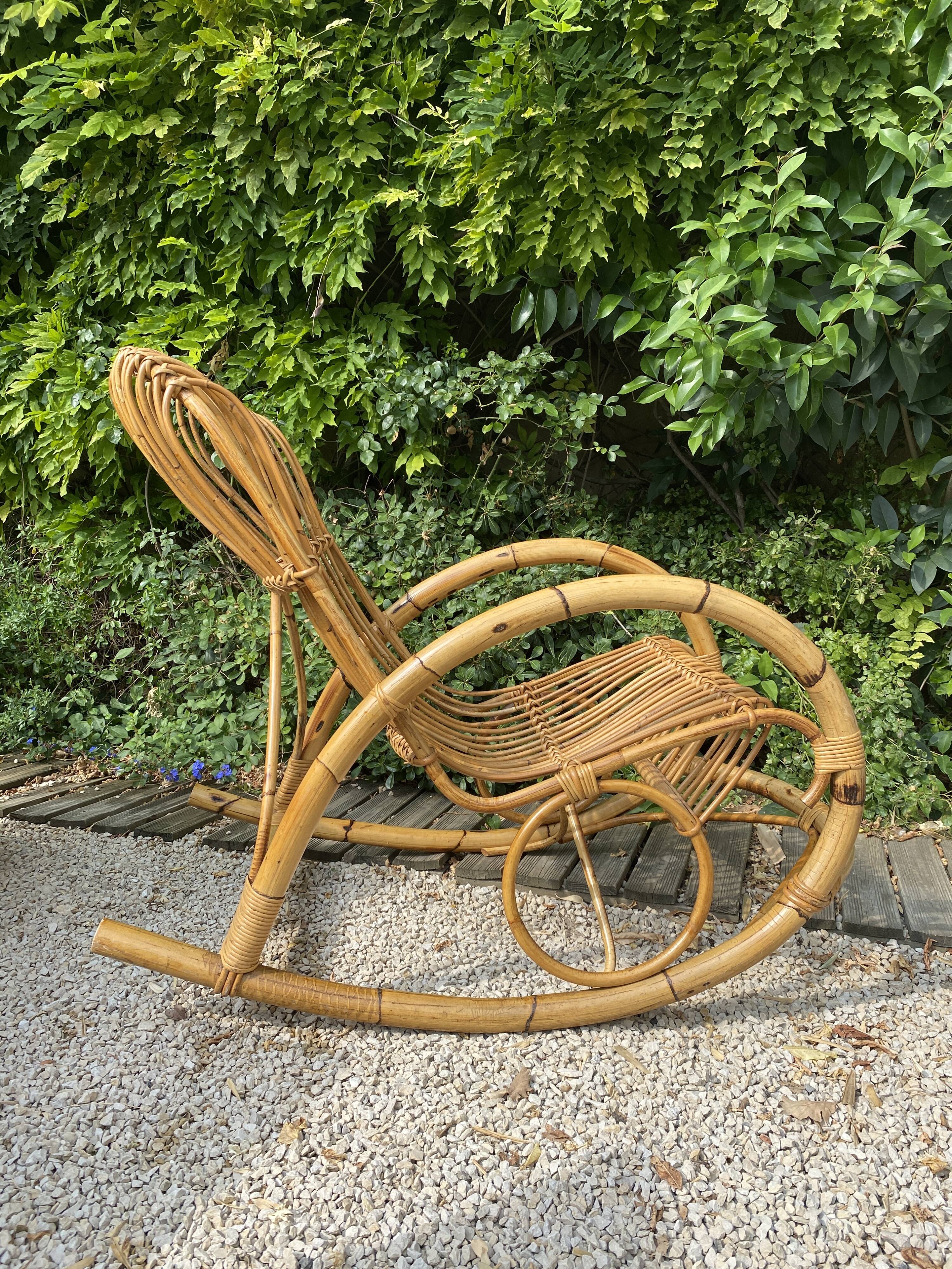 Fauteuil rocking chair en bambou vintage 1970