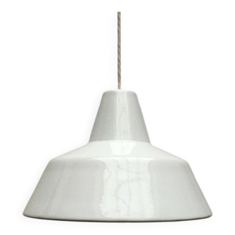 Danish enamel pendant lamp from the mid-century by Louis Poulsen, 1960s.