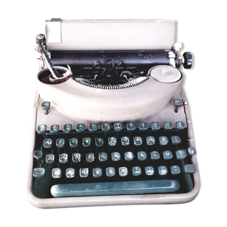 Machine à écrire Remington