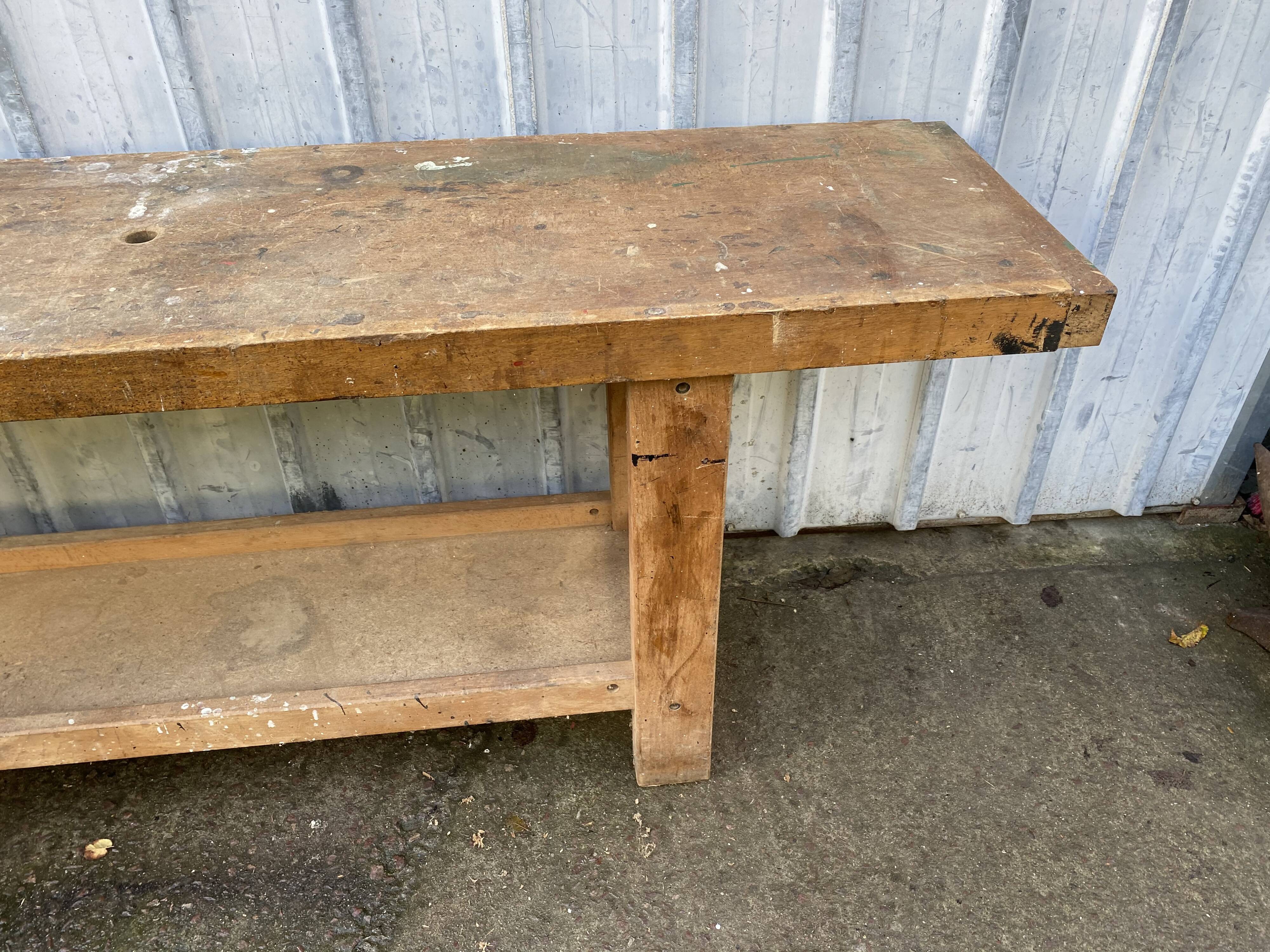 Carpenter's workbench
