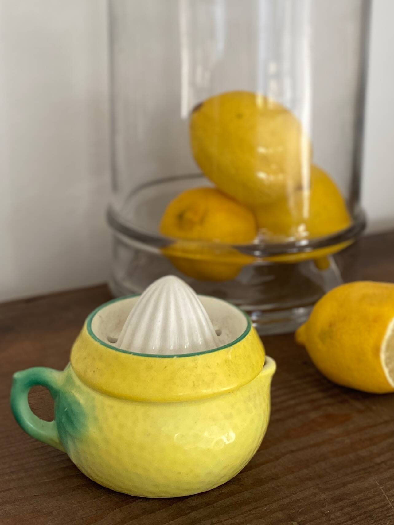Citrus press, lemon squeezer lemon shape vintage 20s