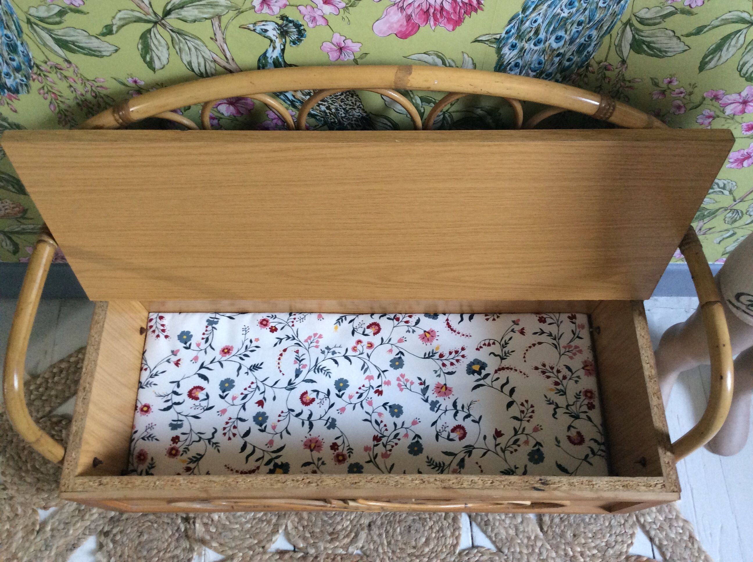 Bench chest child rattan vintage