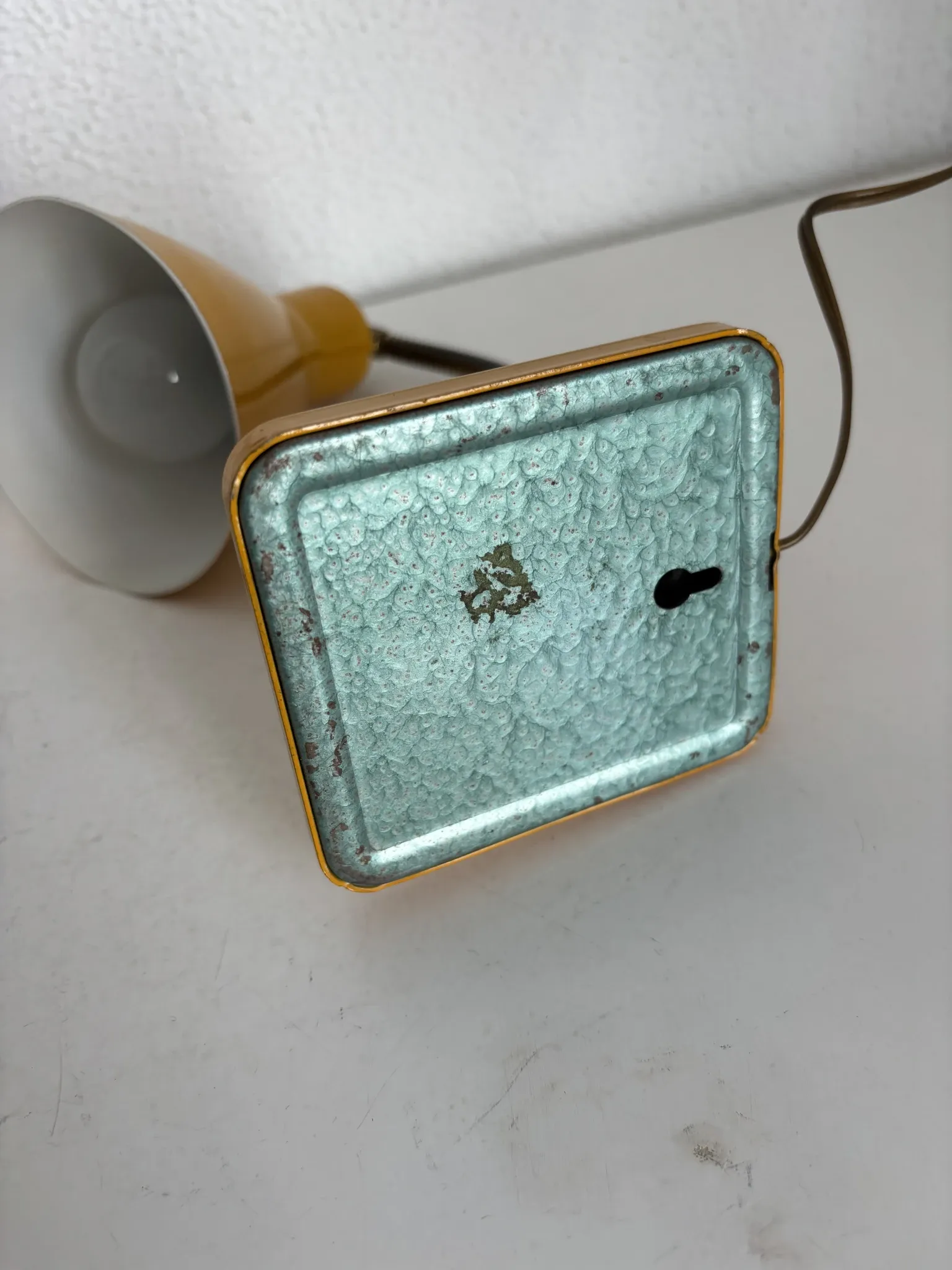 Vintage 1950 bedside lamp for children's desk gum-gutta - 21 cm