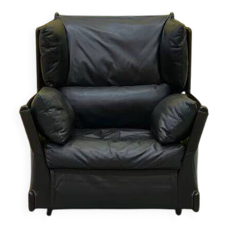 Cassina "Viola D'amore" Lounge Chair by Piero de Martini (1970s) – Black Le