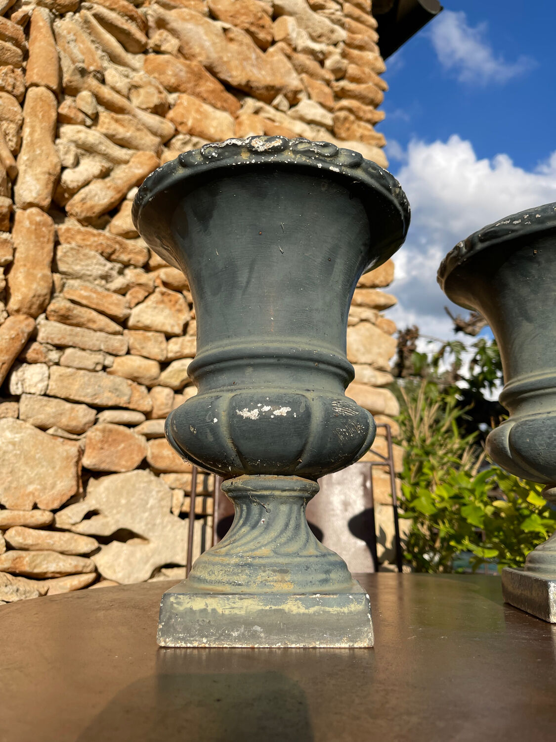 Pair of cast iron Médicis vases