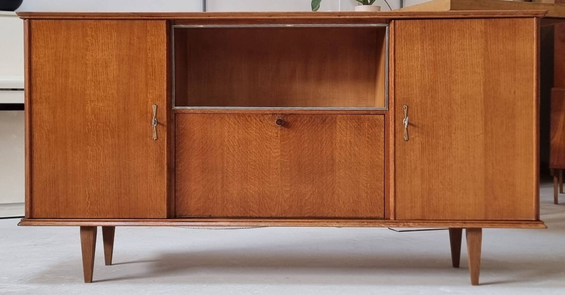 Mid-century central table
