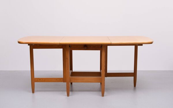Table à manger extensible en pin massif Eero Aarnio Laukaan Puu 1970