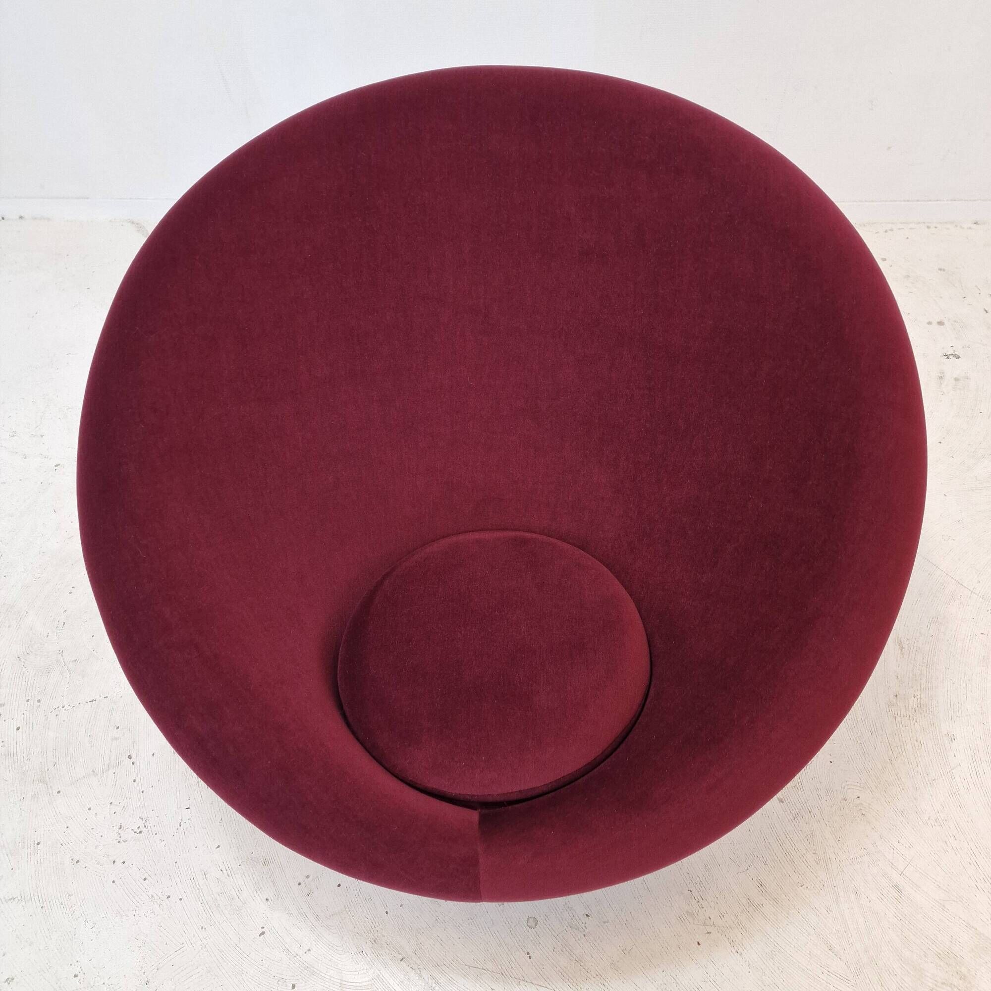 "Big Mushroom" Armchair by Pierre Paulin for Artifort