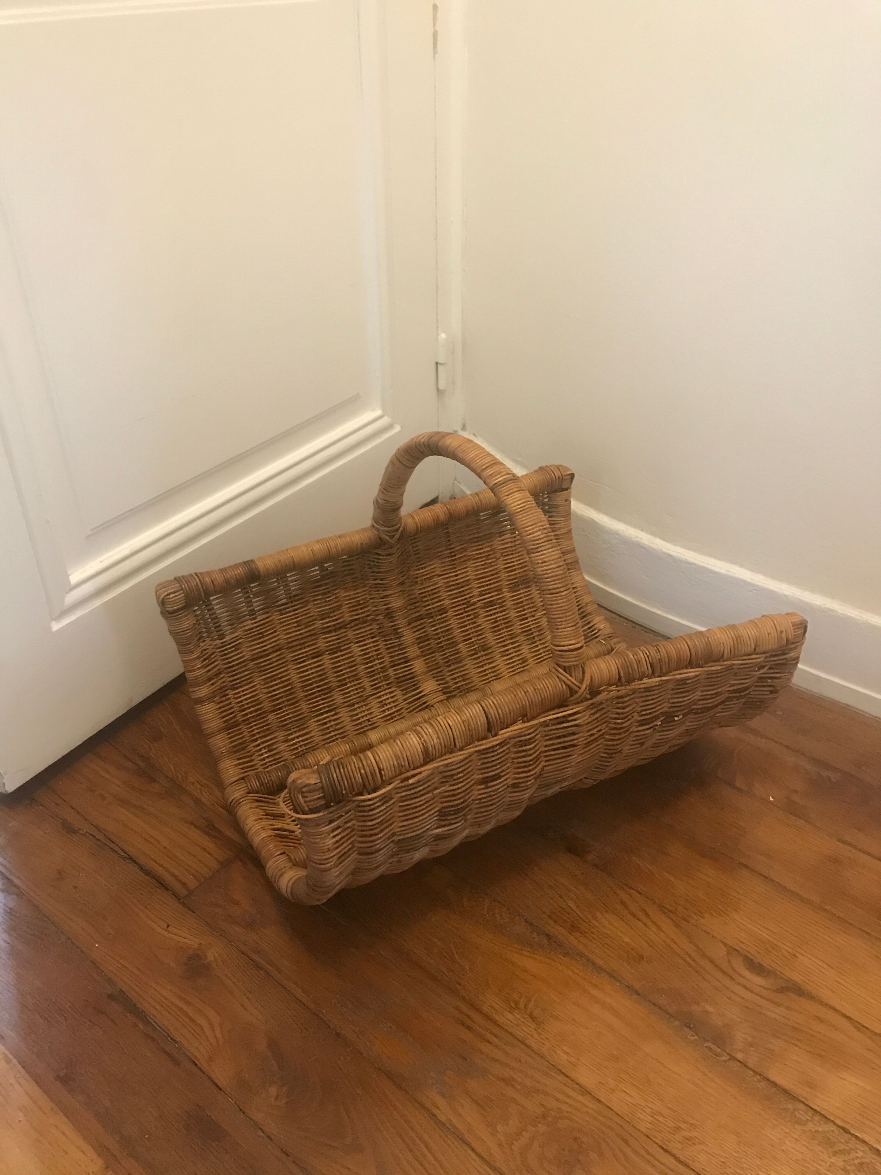 Wicker basket