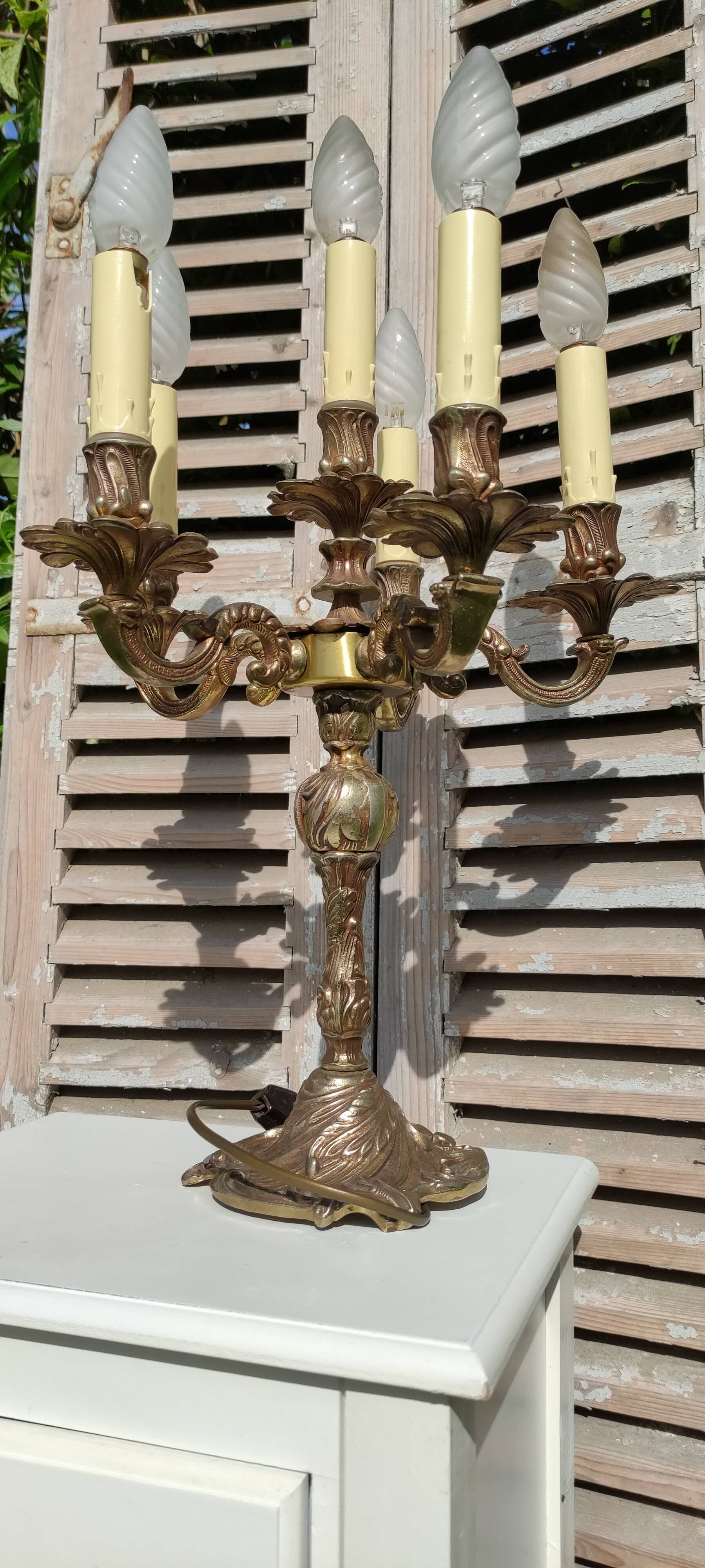 Chandelier bronze six branches électrique