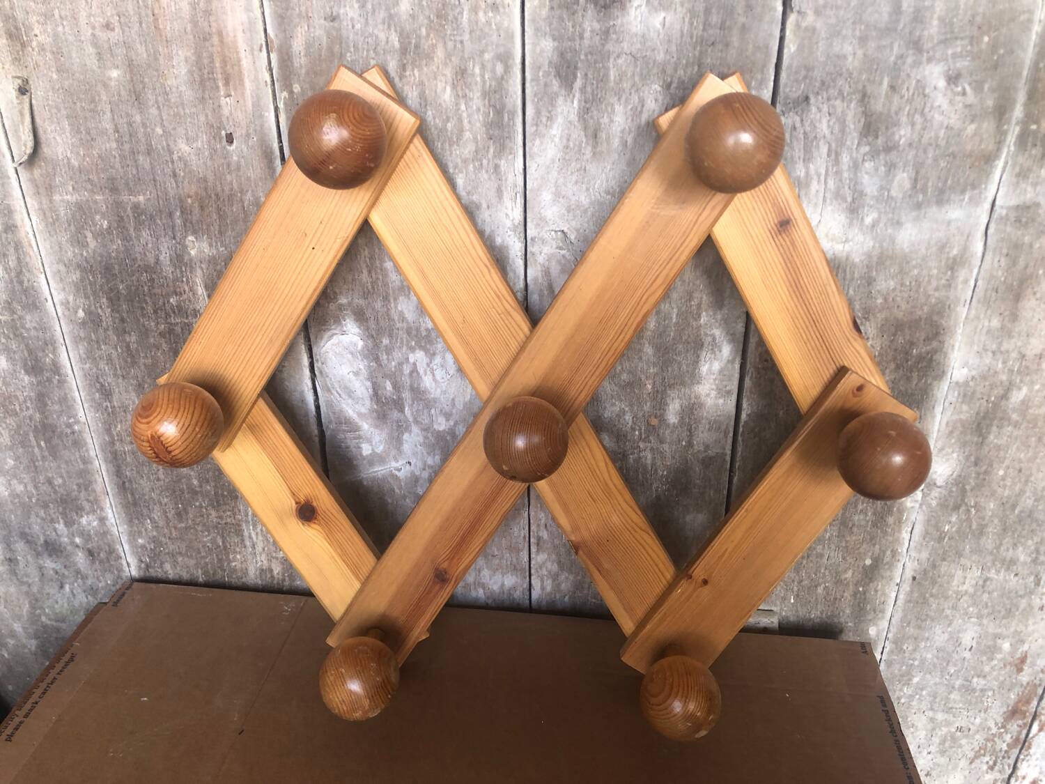Old Extensible Wall Coat Rack x7 Vintage Wooden Ball Hooks #A704