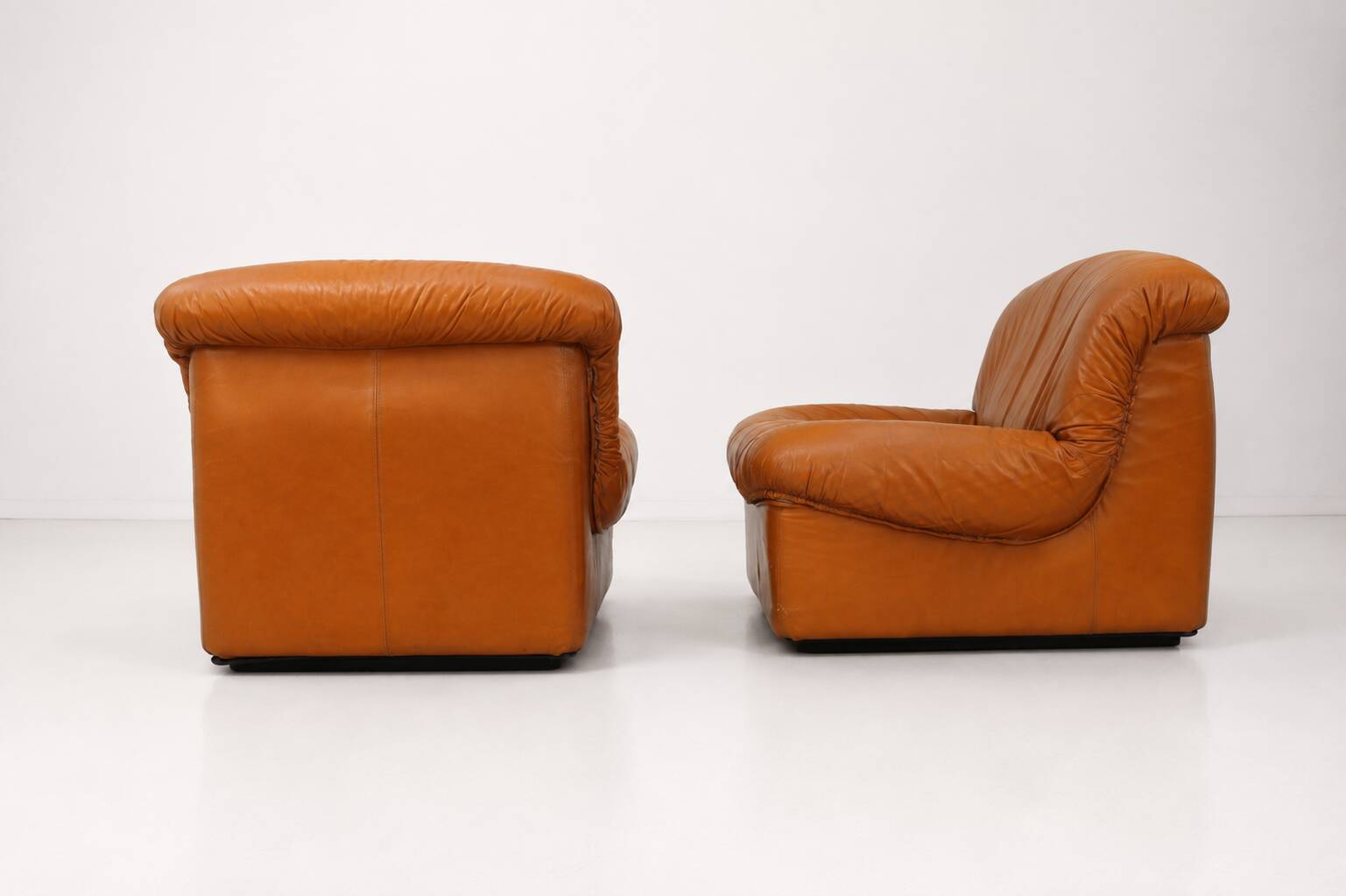 1970’s Vintage cognac leather lounge chairs ‘Giusy’ from Neoflex, Italy