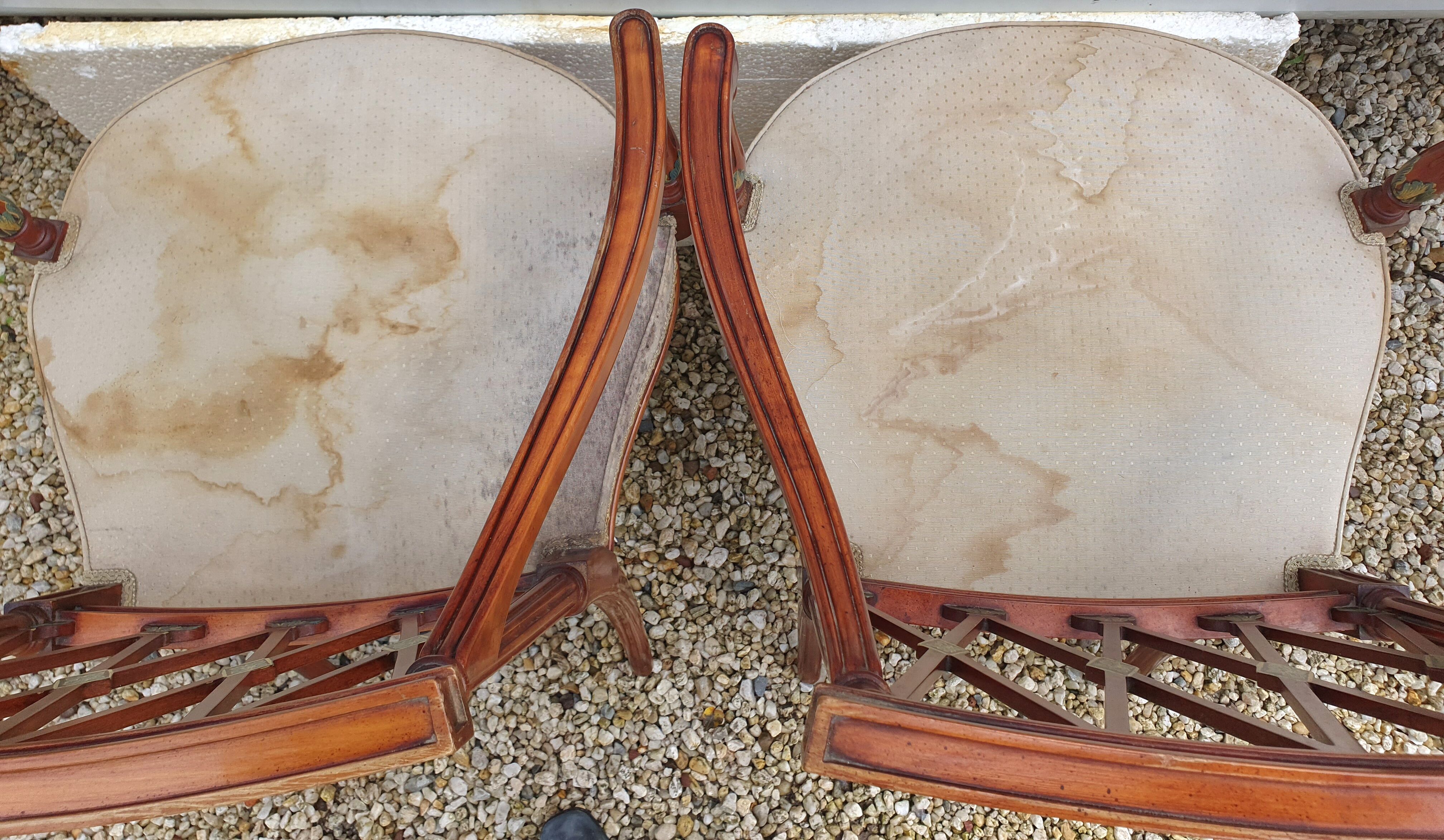 Paire de fauteuils art nouveau en acajou