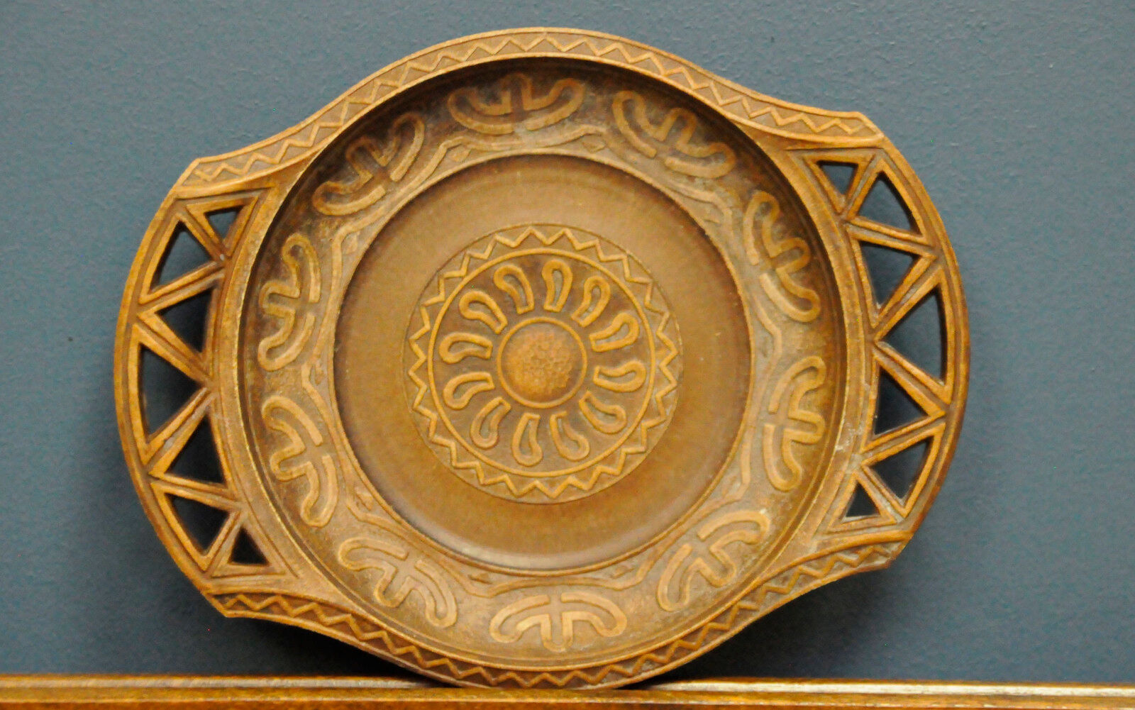 Italian tray signed from the 70s